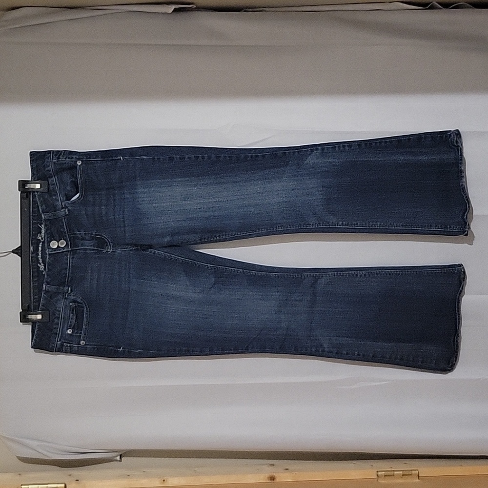 Women's American Eagle Artist Low Rise Sz 10 Short